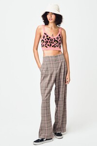 ANGELINALEOPCAMISWEATER_PINK_02.jpg