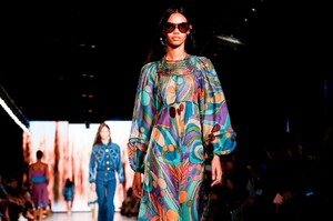 Alberta-Ferretti-RTW-SS20-Milan-1645-1568838991.thumb.jpg.5957d324c21ced9702d3abf611267f26.jpg