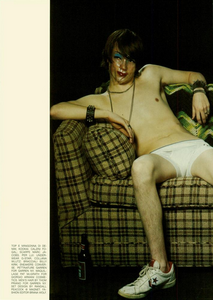 American_Pie_Meisel_Vogue_Italia_May_2004_11.thumb.png.02c9b99f188a6f73a69c4a602865e55d.png