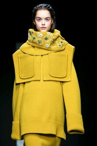 Anteprima-RTW-FW20-Milan-4107-1582207068.thumb.jpg.8e1bf92e1d676a3e41807fd8120da86b.jpg