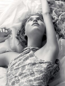 Arizona_Muse_by_Benjamin_Alexander_Huseby_(Dazed__Confused_March_2011)_10.thumb.jpg.75dc9cb0b41d544f5e09c7a8d648d0f2.jpg