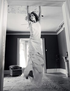 Arizona_Muse_by_Benjamin_Alexander_Huseby_(Dazed__Confused_March_2011)_5.thumb.jpg.d8366a2a1f312210820df54ffd8025db.jpg