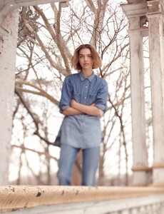 Arizona_Muse_by_Benjamin_Alexander_Huseby_(Dazed__Confused_March_2011)_9.thumb.jpg.b2e08d99340e0e539426453f2f5787bb.jpg