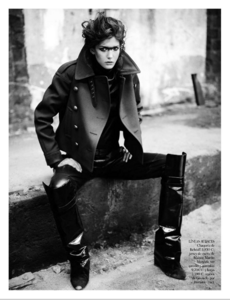 Bailey_Vogue_Spain_October_2012_03.thumb.png.94fe65ceefc2f80207f77fb2311a59f8.png