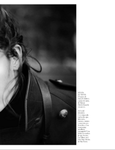 Bailey_Vogue_Spain_October_2012_06.thumb.png.587be63ad99661a3c1ab84776bd46ae4.png