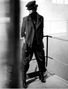 Bailey_Vogue_Spain_October_2012_08.thumb.png.0ccefc1b57dba99b1600182069b781a4.png