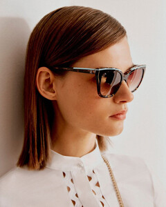 Carolina-Herrera-2020-Eyewear-Javier-Biosca-01.jpg