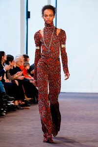 Chloe-RTW-FW18-Paris-2587-1519897479.thumb.jpg.a37b5912a9e04894d237f0decf53a11d.jpg