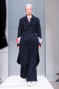 Comme-des-Garcons-RTW-SS19-Paris-9291-1538237583.thumb.jpg.58c243bdf70daca62ec584caba4801a3.jpg