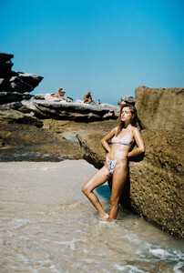 D008899-R1-32-32.jpg