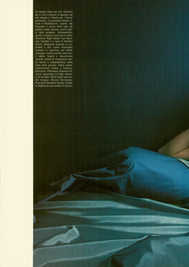 Delaporte_Vogue_Italia_May_2004_08.thumb.png.2341a184990d96b079e5786091f4a311.png