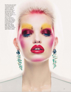 Demarchelier_UK_Vogue_November_2012_02.thumb.png.2eb9ddddb2d32b29f700f7fb986a9edc.png