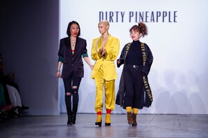 Dirty-Pineapple-RTW-FW19-New-York-38355-1549740768.thumb.jpg.edee75ec11d39d436e9a101c794170a7.jpg