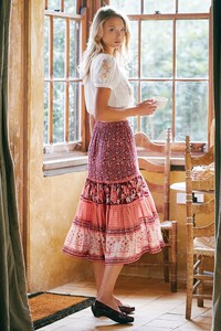 FLEETWOOD-SKIRT-POMEGRANATE-2_2048x2048.thumb.jpg.da1934457065ffd3bfd1c918c77833d5.jpg