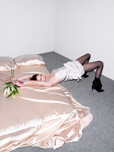 GGG_Cover_Erin4326-2.thumb.jpg.465c4bed57aba3e7f3d6e5ad436250bf.jpg