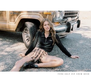HOLLYWOOD-HILLS-POPPY-CHECK-BLOG_11_873dea21-36ea-4f0c-824f-8d85df59814e_2048x2048.jpg
