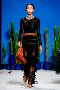 Ingie-Paris-RTW-SS20-Paris-3266-1569506397.thumb.jpg.e96b87915e1a83582a5cb8bbcfb43b5f.jpg