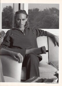 Intepretation_Meisel_Vogue_Italia_July_1997_08.thumb.jpg.abca811db13520b938a42e4b8221d21c.jpg