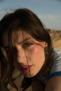 Jessica-Clements-Fashion-Gone-Rogue12.thumb.jpg.e513f5aa0b0fb717b19d1c0c4d30371d.jpg