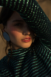 Jessica-Clements-Fashion-Gone-Rogue9.thumb.jpg.1175f274590479cd093e5b1a81e7f5eb.jpg