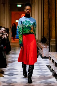 Kenzo-RTW-FW18-Paris-0863-1519850259.thumb.jpg.2a9680ed9e90f718e96cebf61a2d8ef3.jpg