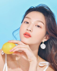 LANEIGE05.thumb.jpg.e47bd7fdab5658d707fa46b692a073a6.jpg