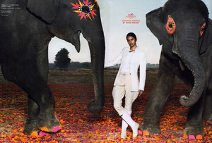 Lakshmi_Les_Goues_Hermes_Spring_Summer_2008_01.thumb.jpg.d411bf63378eb639143f924e5bbd59e3.jpg