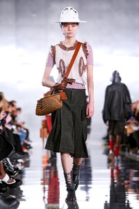 Maison-Margiela-RTW-FW20-Paris-3874-1582722212.thumb.jpg.22c0e1d7ecfa5f7ed777965bb5dbb19a.jpg