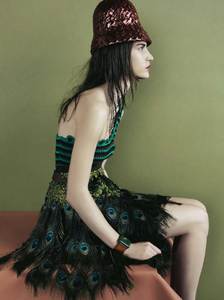 Meisel_Prada_Spring_Summer_2005_06.thumb.png.ca3c41f038dd74cd9163fb24eb4af92f.png