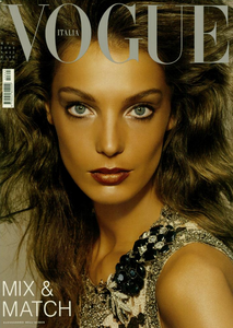 Meisel_Vogue_Italia_May_2004_Cover.thumb.png.3432d59cd1b23199d77b1f56c0e9dfc7.png