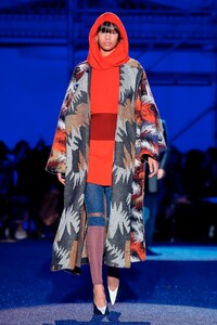 Missoni-Men-Women-RTW-FW19-Milan-1802-1550943543.thumb.jpg.c08539d675dd54291b47db246b1911c6.jpg