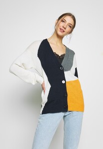 NU121I09T-T11@9.jpg