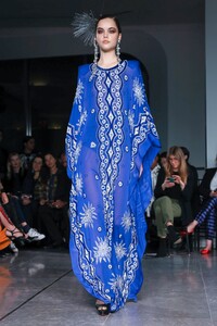 Naeem-Khan-RTW-FW20-New-York-7999-1581442454.thumb.jpg.901071132fb8d4c6ac498ee93401d646.jpg