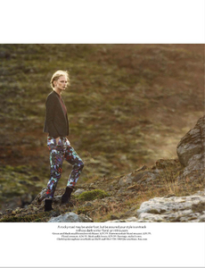 Noni_UK_Vogue_November_2012_Supplement_07.thumb.png.8c13d8b850d57e15994029152bbf9fa6.png