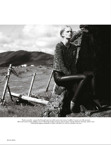 Noni_UK_Vogue_November_2012_Supplement_11.thumb.png.626ce3da422eceed40949ad3f668db92.png