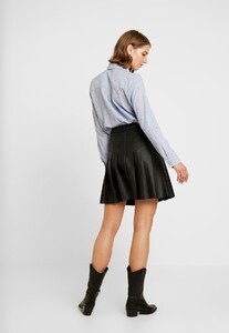 OA221B048-Q11@7.jpg