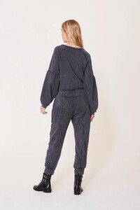 ROWIE_Postcards-A_W_Clara-Trackpant_Stonewash_032.jpg