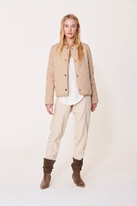 ROWIE_Postcards-A_W_Nadine-Jacket_087_R.jpg