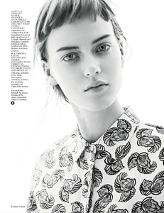 Sadli_UK_Vogue_June_2013_12.thumb.png.5f43dc899ba959c864bcecdb499caaba.png