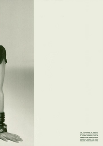 Saikusa_Vogue_Italia_May_2004_06.thumb.png.0c9002a145426f919cd454db25822078.png