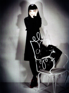 ScansGallery_com_AnnaMariaUrayevskaya_Numero86_05.jpg