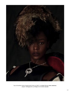 Sgura_Vogue_Germany_December_2015_04.thumb.jpg.77eb7d7739eab0a90bcc65a17bb254f9.jpg