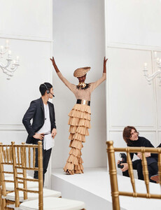 Sgura_Vogue_Germany_February_2016_05.thumb.jpg.5cee29e4ebd3f961627f9b7fe8e3d438.jpg