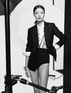 Sgura_Vogue_Germany_February_2016_09.thumb.jpg.27ae00775e8f33bb255bd5f4404b2af5.jpg