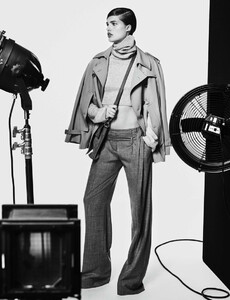 Sgura_Vogue_Germany_February_2016_45.thumb.jpg.5f5038bc5612a11cffbfaa4886a80c75.jpg