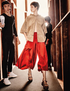 Sgura_Vogue_Germany_February_2016_67.thumb.jpg.20f86670b06115e8bafad8f4468e5163.jpg