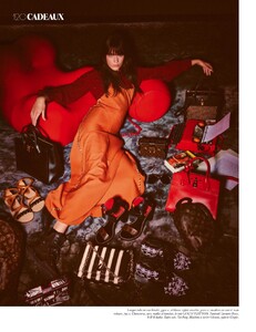 Sgura_Vogue_Paris_December_2015_10.thumb.jpg.52d2a8fdb4e107696e66c99b51d9b3d7.jpg