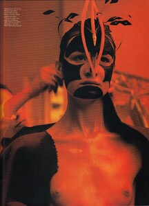 Shape_Meisel_Vogue_Italia_July_1997_08.thumb.jpg.c4f834d9d58c0e987be038fd5b5a93f1.jpg