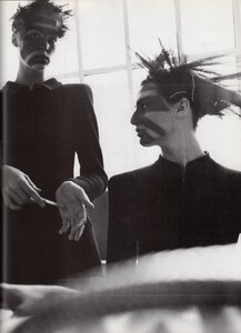 Shape_Meisel_Vogue_Italia_July_1997_10.thumb.jpg.dcc2f2ad9d13e995a1283bd4feb64a46.jpg