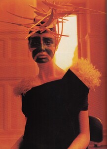 Shape_Meisel_Vogue_Italia_July_1997_21.thumb.jpg.c002598bed7dc6a4bbf8a3ae58dcdf7d.jpg